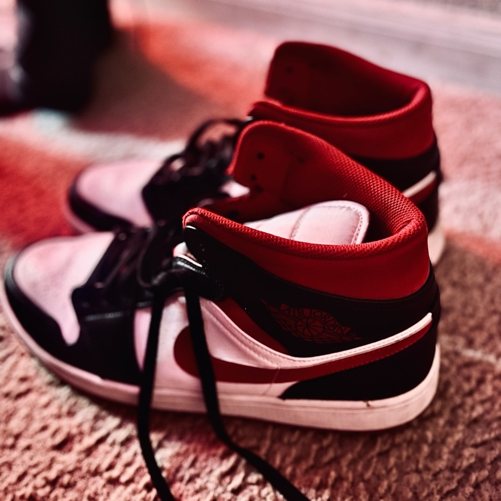 Air Jordan 1 Mid Black Gym Red Size 12